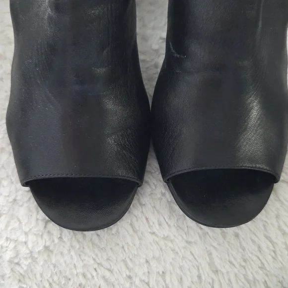 Prada Linea Rossa leather ankle wrap chunky heel sandals Sz 40 - Picture 5 of 16